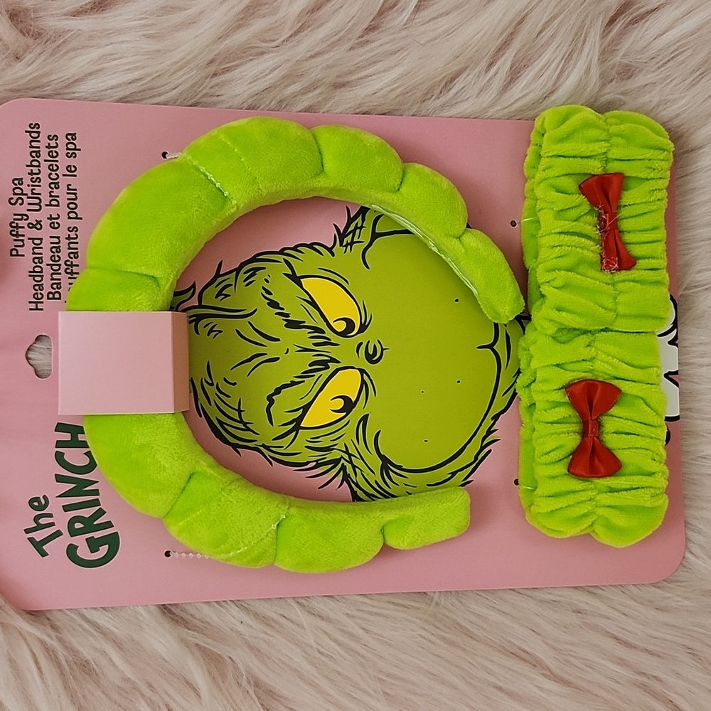 Brand New HOLIDAY INSPIRED THE GRINCH PUFFY SPA HEADBAND & WRISTBANDS